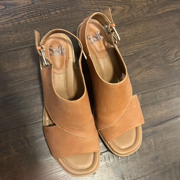 Brown wedges - Picture 2 of 5